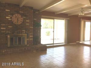 2816 E Laurel Ln, Phoenix, AZ 85028 photo 6