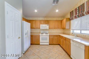 2731 E Concho Ave, Mesa, AZ 85204 photo 11