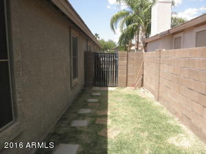 8839 E Colby Cir, Mesa, AZ 85207 photo 32