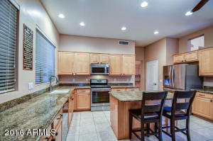 3047 E Indigo Bay Dr, Gilbert, AZ 85234 photo 5