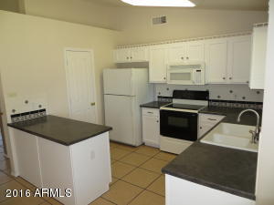 9413 El Paso St, Mesa, AZ 85207 photo 6