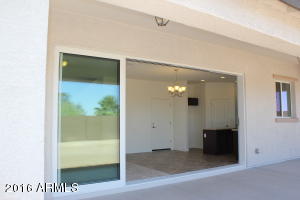 824 E Constance Way, Phoenix, AZ 85042 photo 10
