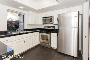 6518 N 10th Pl, Phoenix, AZ 85014 photo 10