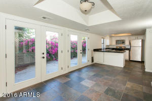 6518 N 10th Pl, Phoenix, AZ 85014 photo 7