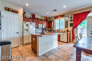 2563 E Pony Ln, Gilbert, AZ 85295 photo 6