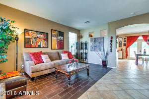 2563 E Pony Ln, Gilbert, AZ 85295 photo 3