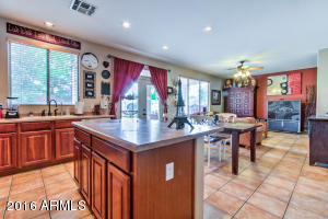 2563 E Pony Ln, Gilbert, AZ 85295 photo 9