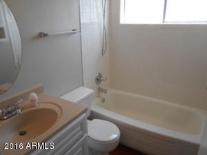 721 E Montebello Ave #110, Phoenix, AZ 85014 photo 9