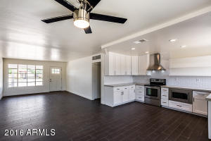 1109 W Campbell Ave, Phoenix, AZ 85013 photo 2