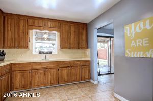1910 E Whitton Ave, Phoenix, AZ 85016 photo 11
