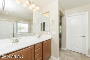 2924 E Ivanhoe St, Gilbert, AZ 85295 photo 13