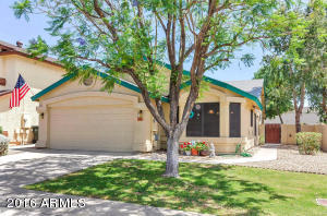 765 E Rosemonte Dr, Phoenix, AZ 85024 photo 2