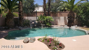 1332 E Rock Wren Rd, Phoenix, AZ 85048 photo 2