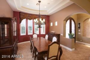 2941 E Waterman Way, Gilbert, AZ 85297 photo 9