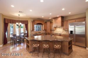 2941 E Waterman Way, Gilbert, AZ 85297 photo 11