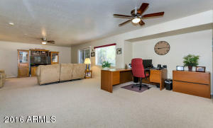 2437 Encinas Ave, Gilbert, AZ 85234 photo 14