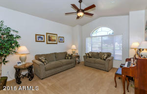 2437 Encinas Ave, Gilbert, AZ 85234 photo 6