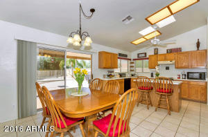 2437 Encinas Ave, Gilbert, AZ 85234 photo 12
