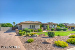 4647 E Waverly Dr, Gilbert, AZ 85298 photo 3