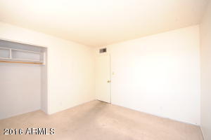 2518 W Windrose Dr, Phoenix, AZ 85029 photo 8