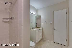 1105 E Maryland Ave, Phoenix, AZ 85014 photo 25
