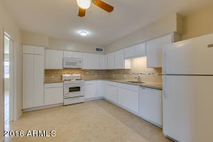1105 E Maryland Ave, Phoenix, AZ 85014 photo 12