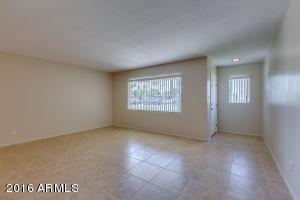 1105 E Maryland Ave, Phoenix, AZ 85014 photo 6