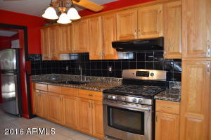 1430 E Weldon Ave, Phoenix, AZ 85014 photo 3