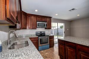 3609 E Hearn Rd, Phoenix, AZ 85032 photo 4