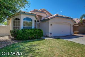 862 N Cole Dr, Gilbert, AZ 85234 photo 3