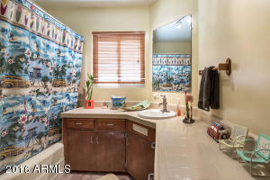 2529 E Cheery Lynn Rd, Phoenix, AZ 85016 photo 17