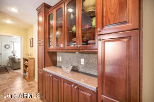 2529 E Cheery Lynn Rd, Phoenix, AZ 85016 photo 11
