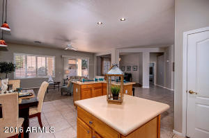 513 E Maria Ln, Tempe, AZ 85284 photo 11