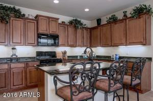 4441 E Woodside Way, Gilbert, AZ 85297 photo 8