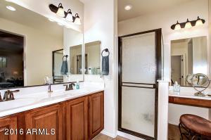 4441 E Woodside Way, Gilbert, AZ 85297 photo 13