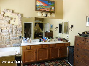 696 E Ranch Rd, Gilbert, AZ 85296 photo 10