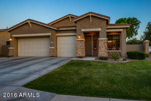 3679 E Powell Way, Gilbert, AZ 85298 photo 1