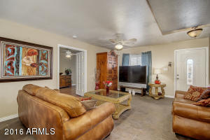 921 E Desert Dr, Phoenix, AZ 85042 photo 3
