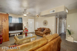 921 E Desert Dr, Phoenix, AZ 85042 photo 4