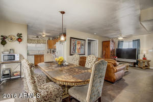 921 E Desert Dr, Phoenix, AZ 85042 photo 5