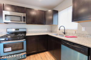 414 E Mohawk Dr, Flagstaff, AZ 86005 photo 5