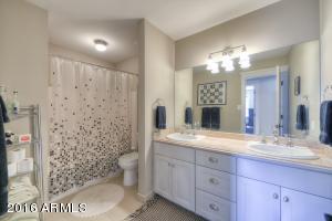 4111 E Hazelwood St, Phoenix, AZ 85018 photo 18