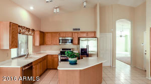 401 S Tiago Dr, Gilbert, AZ 85233 photo 8