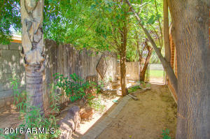 1120 E Fern Dr N, Phoenix, AZ 85014 photo 26