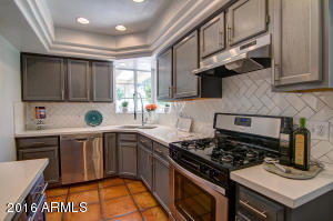 1120 E Fern Dr N, Phoenix, AZ 85014 photo 8