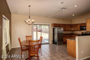 721 E Carson Rd, Phoenix, AZ 85042 photo 7