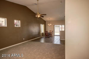 721 E Carson Rd, Phoenix, AZ 85042 photo 4