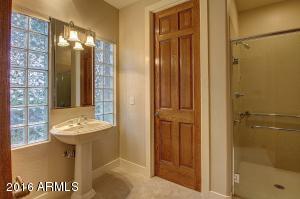 6519 N 29th St, Phoenix, AZ 85016 photo 10
