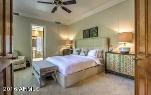 6519 N 29th St, Phoenix, AZ 85016 photo 8