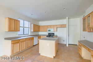 4260 E Sidewinder Ct, Gilbert, AZ 85297 photo 6